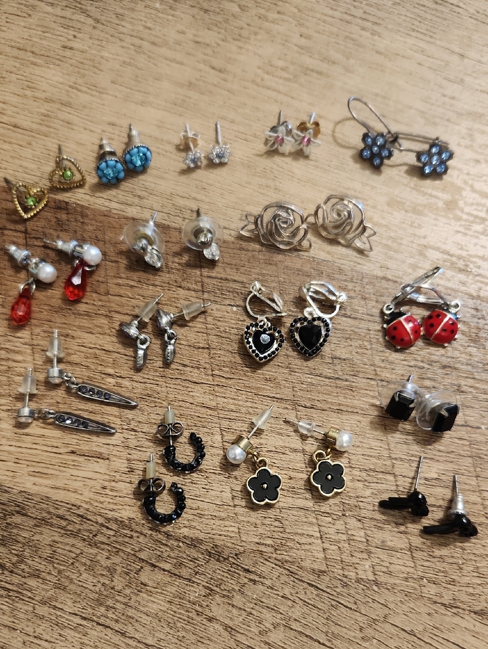 Earring Bundle 16 Pairs